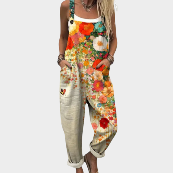 Salopete cu bretele – confort oversized cu un model artistic floral